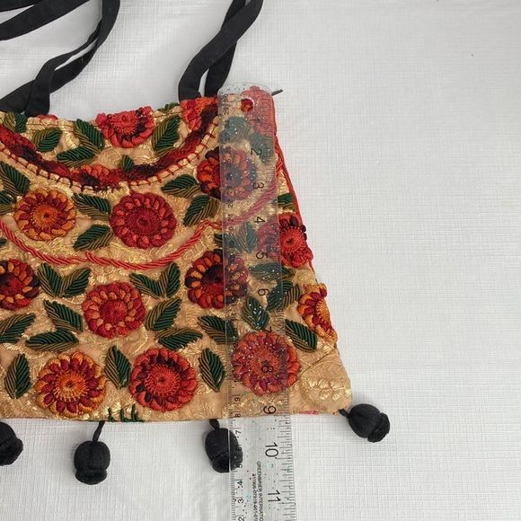 Handmade Boho Shoulder Bag Embroidery Shoulder bag - Picture 14 of 16